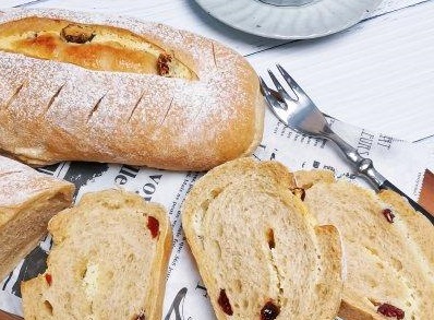 咖啡控不可錯過的?咖啡奶酥軟歐/波蘭種，咖啡和面包的搭配，真的絕了